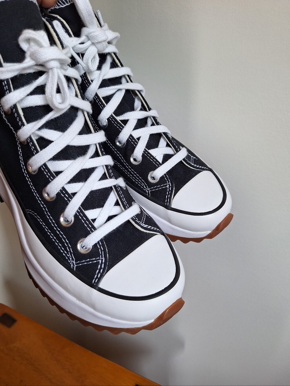 Converse Run Star Hike Platform Women's Black/White Size 7.5 - Picture 11 of 11